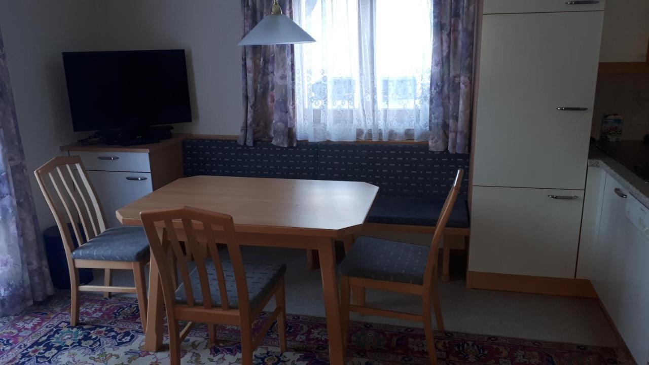 Pension Kupfer Венс Екстериор снимка